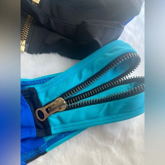 Beach Bunny color block bikini set Bronze Collection - Picture 5 of 5